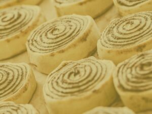 Yellow cinnamon rolls